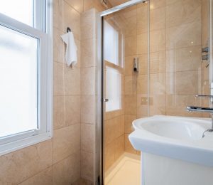12 Clarence Square-Bathroom (6)